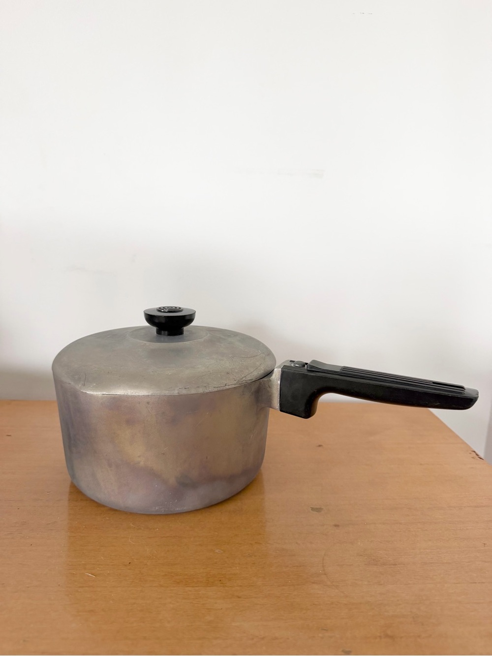 VTG Magnalite Classic Aluminum Saucepan w Black Handle w Lid Silver 3 Qt 3 Lt